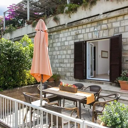Maria Kolocep - Two Bedroom With Terrace And Garden View Apartman Kolocep Island